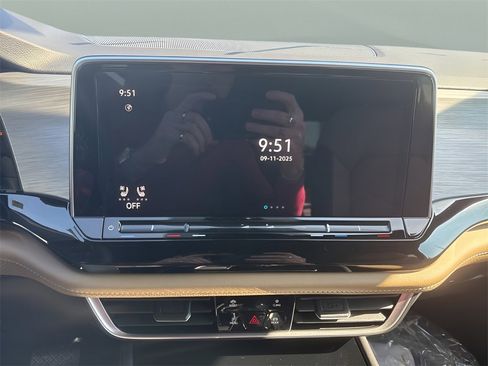 New 2026 Volkswagen Atlas Cross Sport SE image 21