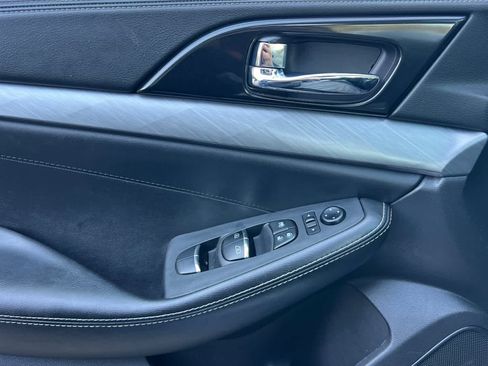 Used 2018 Nissan Maxima 3.5 SL FWD image 12