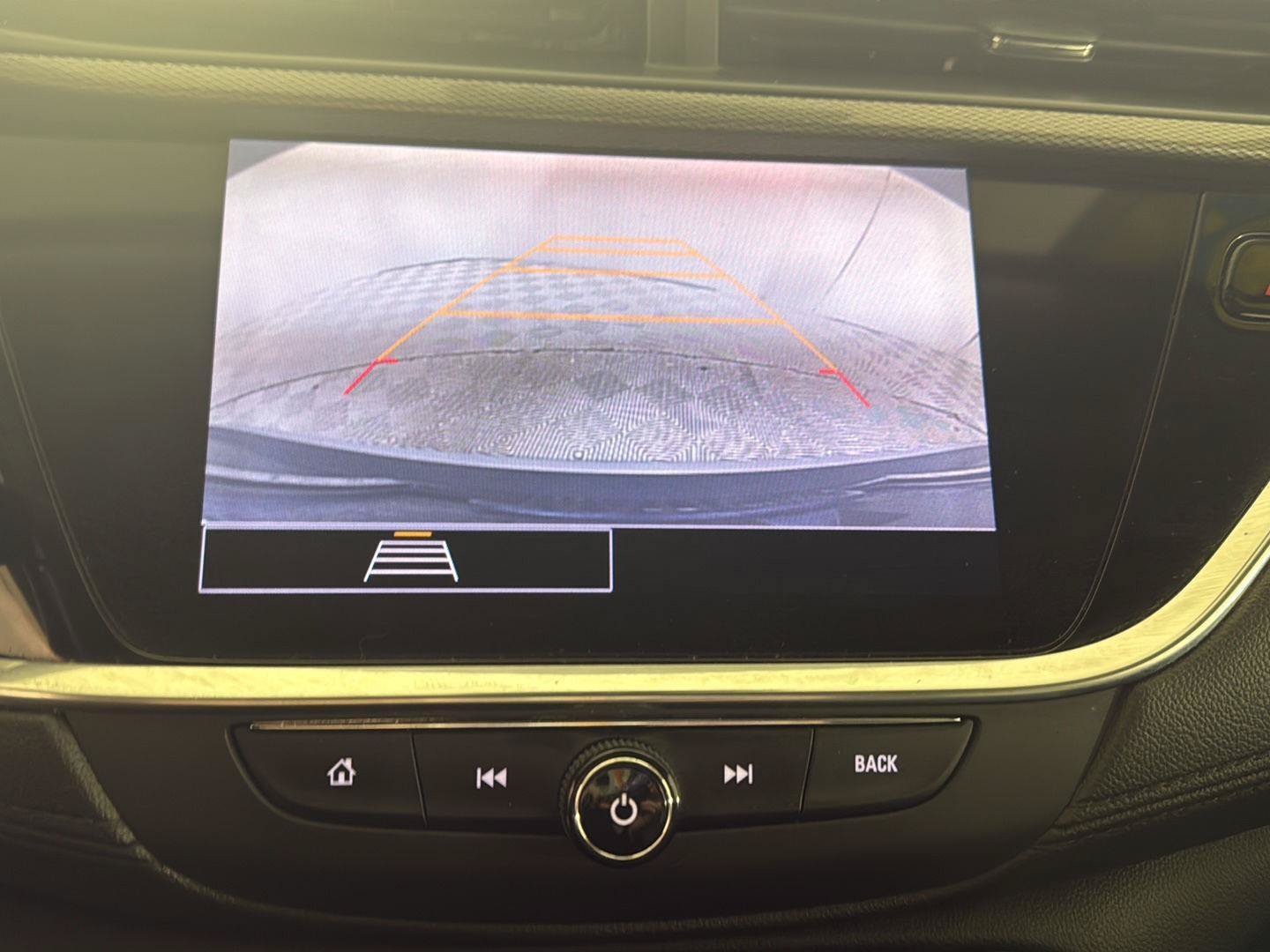 Used 2021 Buick Encore GX Select FWD image 22