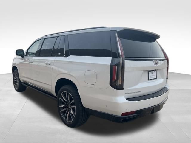 Used 2021 Cadillac Escalade ESV Sport Platinum AWD/4WD image 6