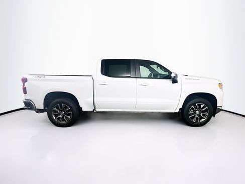 Used 2024 Chevrolet Silverado 1500 LT AWD/4WD image 10