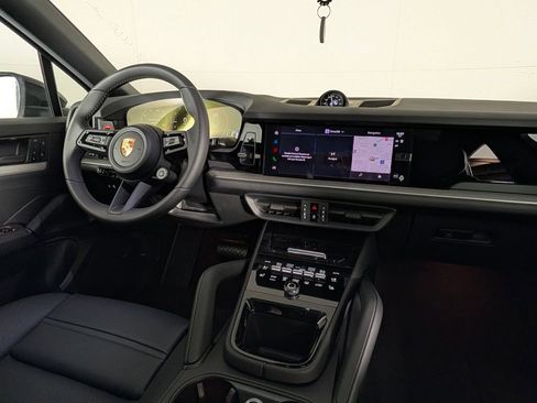 New 2026 Porsche Cayenne Coupe image 22