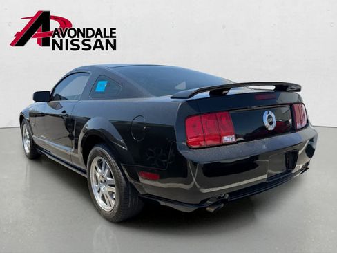 Used 2005 Ford Mustang GT RWD image 5