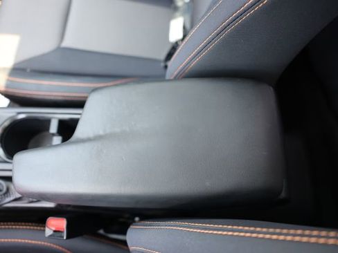 Used 2019 Subaru Crosstrek 2.0i Premium AWD/4WD image 32