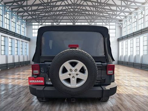 Used 2016 Jeep Wrangler Unlimited Sport w/ Quick Order Package 23S AWD/4WD image 5