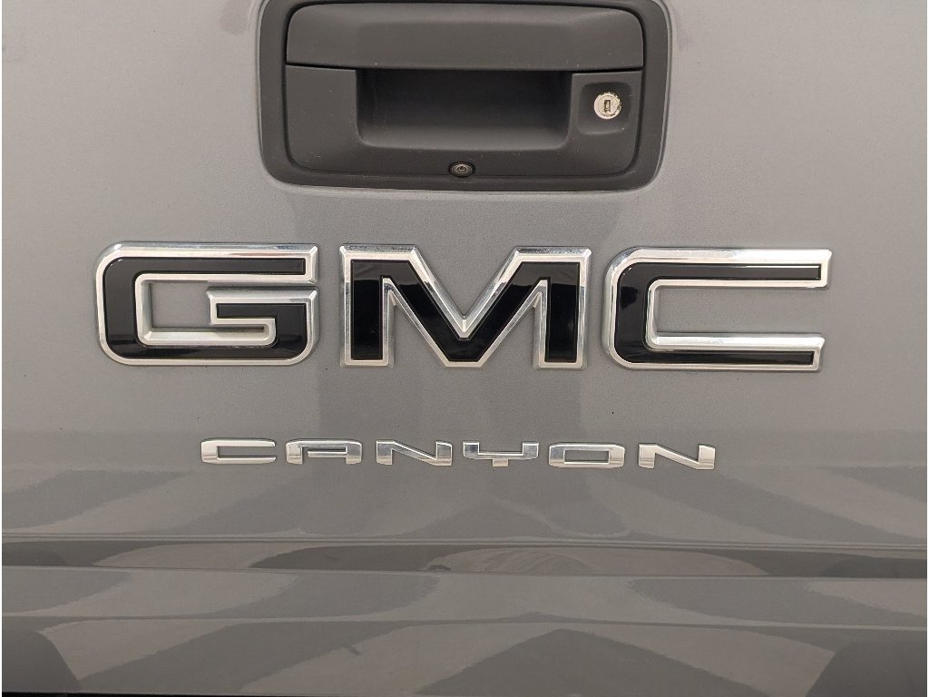 Used 2022 GMC Canyon Elevation w/ LPO, Power Package AWD/4WD image 4