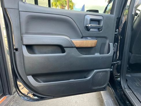 Used 2018 Chevrolet Silverado 1500 LTZ w/ Sport Package image 19