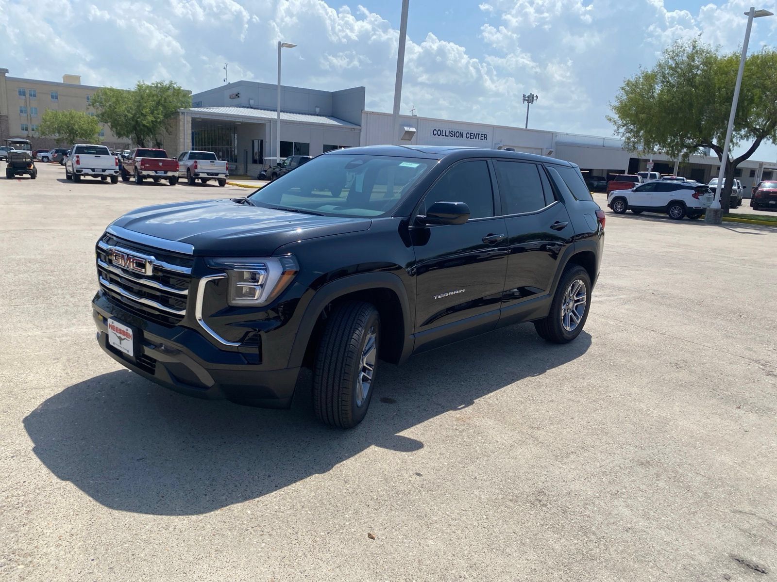 New 2027 GMC Terrain Elevation w/ LPO, Floor Liner Package FWD image 3