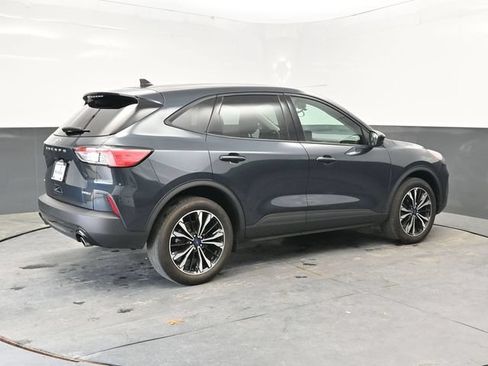 Used 2022 Ford Escape SE w/ SE Sport Appearance Package AWD/4WD image 7