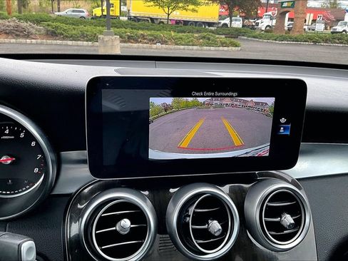 Used 2020 Mercedes-Benz GLC 300 4MATIC image 27