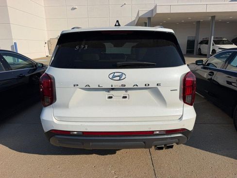 Used 2025 Hyundai Palisade SEL AWD/4WD image 3