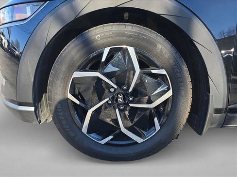 Certified 2024 Hyundai Ioniq 5 SEL image 25