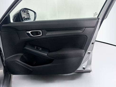 Used 2025 Honda Civic LX image 29