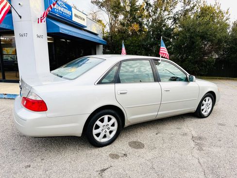 Used 2003 Toyota Avalon XL image 9