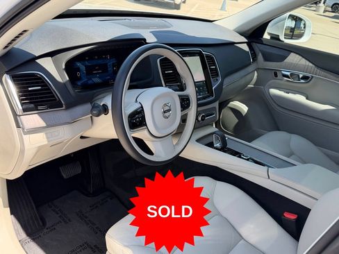 Certified 2025 Volvo XC90 T8 Plus AWD/4WD image 12