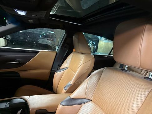 Used 2019 Lexus ES 350 FWD image 12