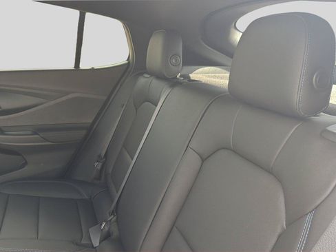 New 2026 Buick Envista Sport Touring w/ Convenience I Package FWD image 19