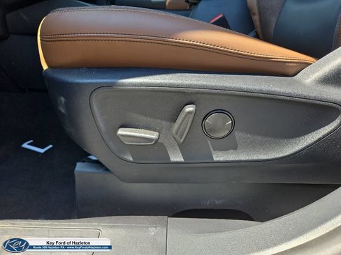 Certified 2025 Ford Bronco Sport Outer Banks w/ Outer Banks Tech Package+ AWD/4WD image 42