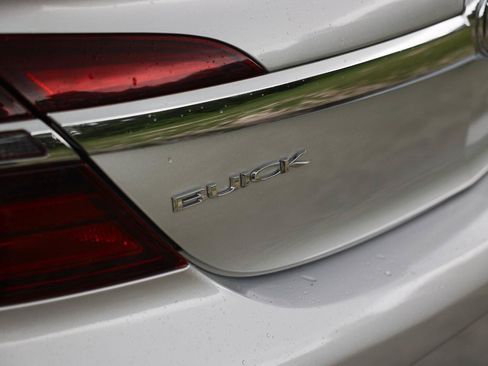 Used 2016 Buick Regal Premium w/ Driver Confidence Package #1 FWD image 36