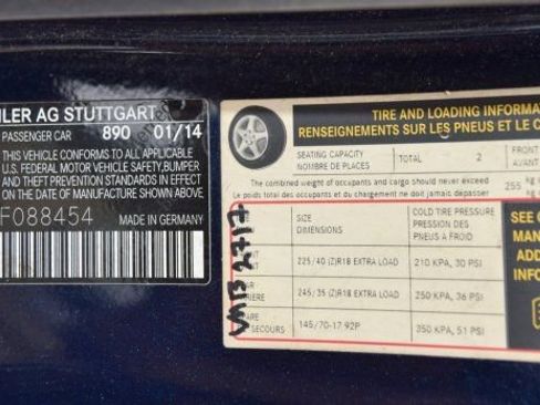 Used 2014 Mercedes-Benz SLK 250 image 30