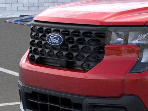 New 2025 Ford Maverick XLT w/ XLT Luxury Package image 18