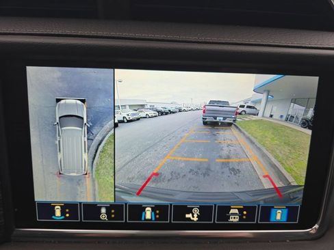 Used 2021 GMC Yukon XL Denali w/ Denali Premium Package image 44