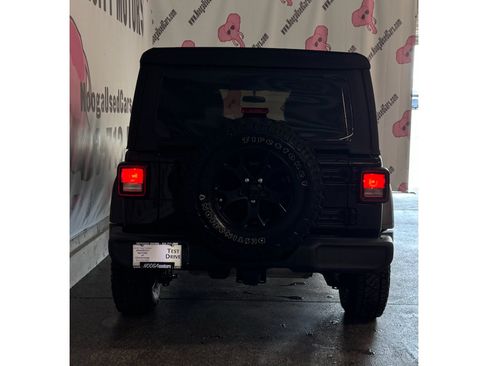 Used 2021 Jeep Wrangler Unlimited Sport AWD/4WD image 11