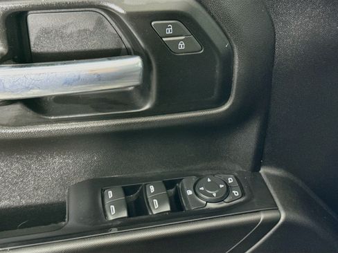 Used 2020 Chevrolet Silverado 1500 Custom w/ Custom Value Package AWD/4WD image 22