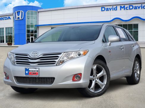 Used 2010 Toyota Venza Base image 1