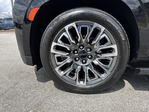 Used 2024 GMC Yukon Denali Ultimate image 13