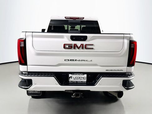 Used 2024 GMC Sierra 3500 Denali w/ Technology Package AWD/4WD image 6