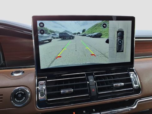 Used 2024 Lincoln Navigator Reserve AWD/4WD image 22