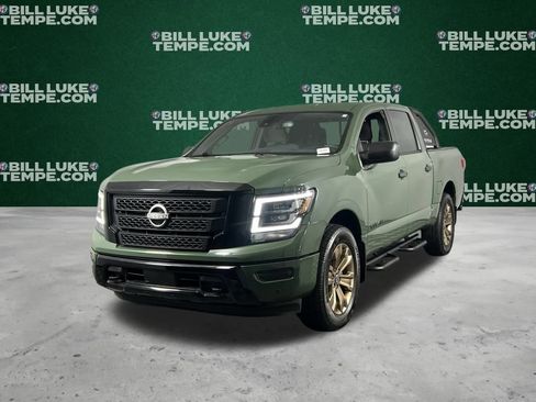 Used 2024 Nissan Titan SV w/ SV Bronze Edition Package image 3