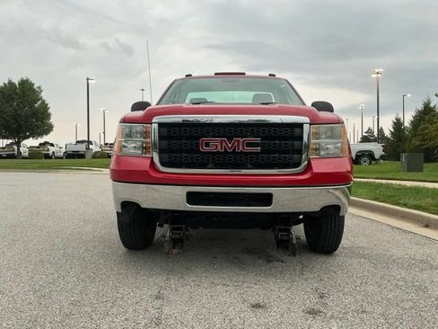 Used 2012 GMC Sierra 2500 W/T w/ Snow Plow Prep Package AWD/4WD image 8