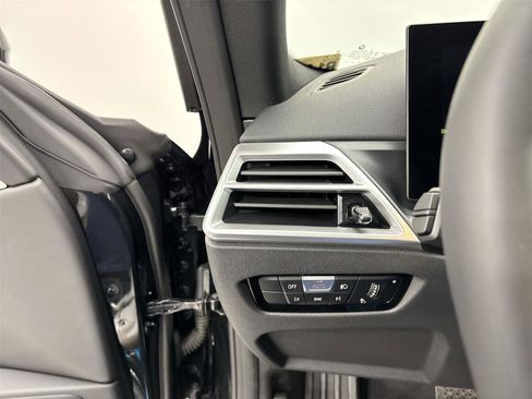 Used 2025 BMW i4 xDrive40i w/ Parking Assistance Package image 31