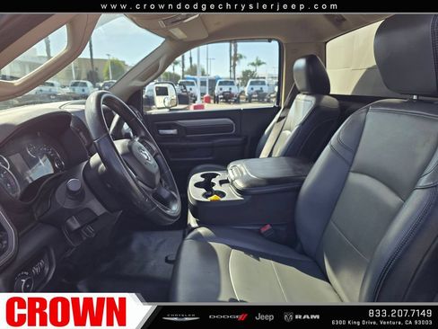 Used 2019 RAM 3500 Tradesman RWD image 31