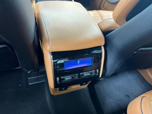 Used 2025 Lincoln Aviator Black Label AWD/4WD image 12