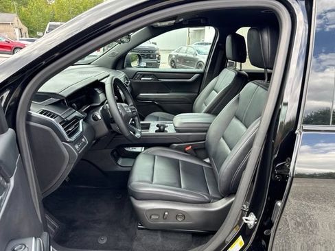 Used 2026 GMC Acadia Elevation w/ Black Edition AWD/4WD image 12