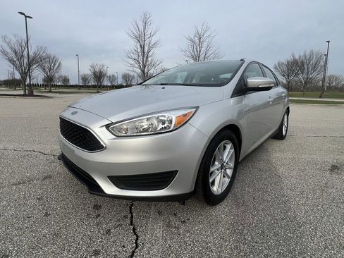 Used 2015 Ford Focus SE w/ SE Cold Weather Package image 1