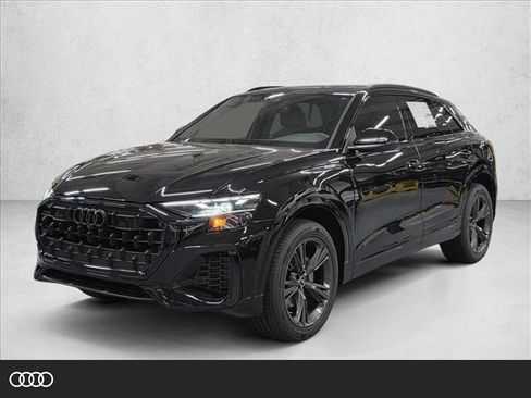 New 2026 Audi Q8 Premium image 1