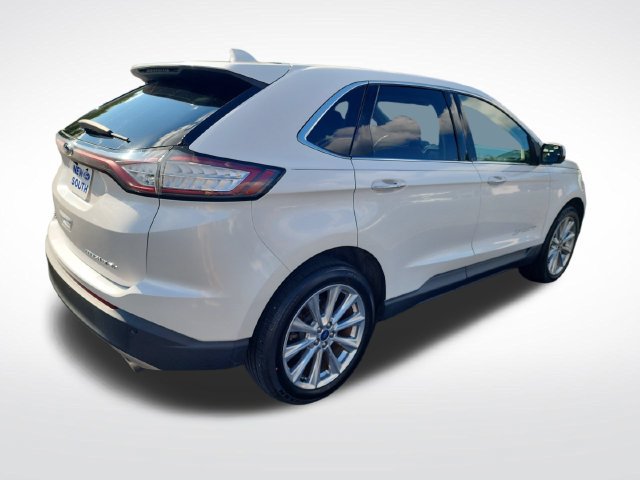 Used 2018 Ford Edge Titanium w/ Equipment Group 301A FWD image 5