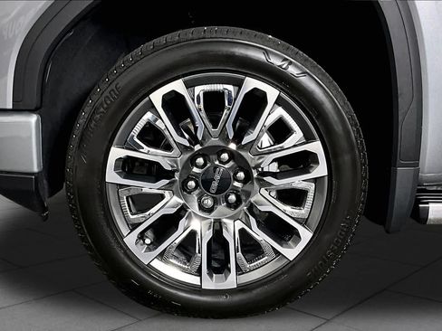 Certified 2026 GMC Sierra 1500 Denali Ultimate AWD/4WD image 11