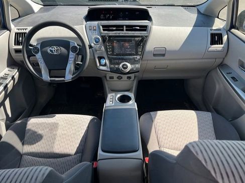Used 2016 Toyota Prius V Three FWD image 12