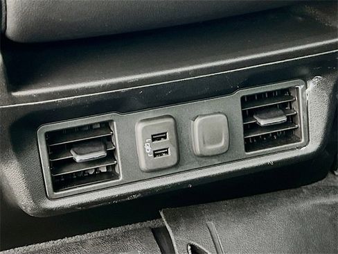 Used 2019 Chevrolet Silverado 1500 LT w/ All-Star Edition image 32