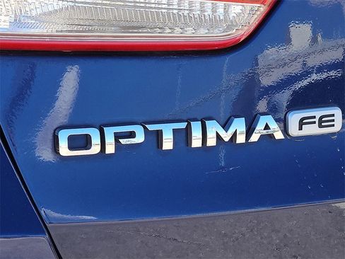 Used 2020 Kia Optima LX image 5