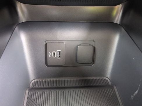 New 2026 Ford Explorer Active RWD image 24