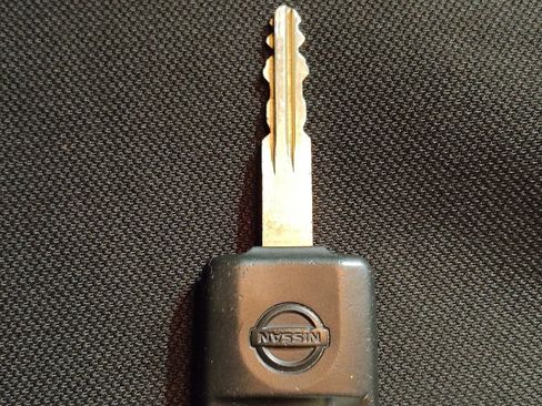 Used 2025 Nissan Versa S w/ Trunk Package FWD image 32
