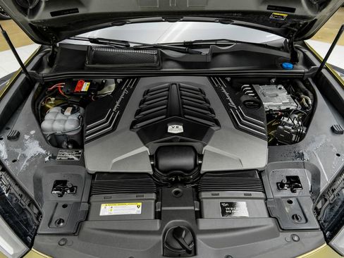 Used 2023 Lamborghini Urus Performante AWD/4WD image 67