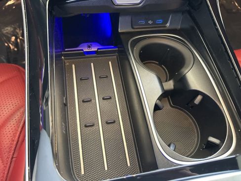 Used 2023 Mercedes-Benz S 580 4MATIC Sedan image 38