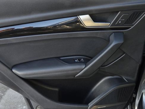 Used 2018 Audi Q5 Prestige w/ Prestige Package image 13